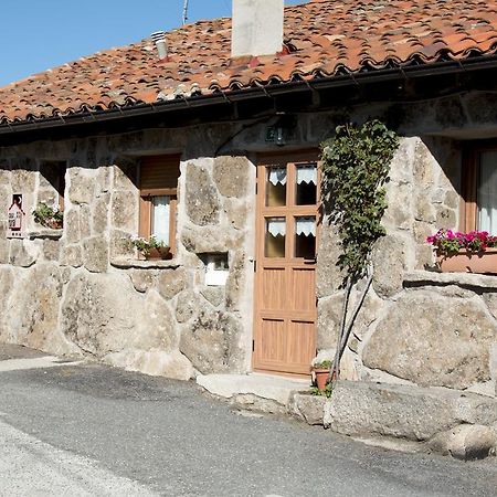 Casa Rural Valdeascas Navarredonda Exterior foto