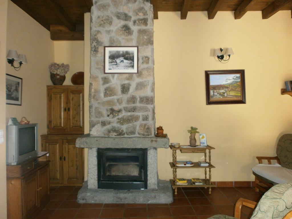 Casa Rural Valdeascas Navarredonda Habitación foto