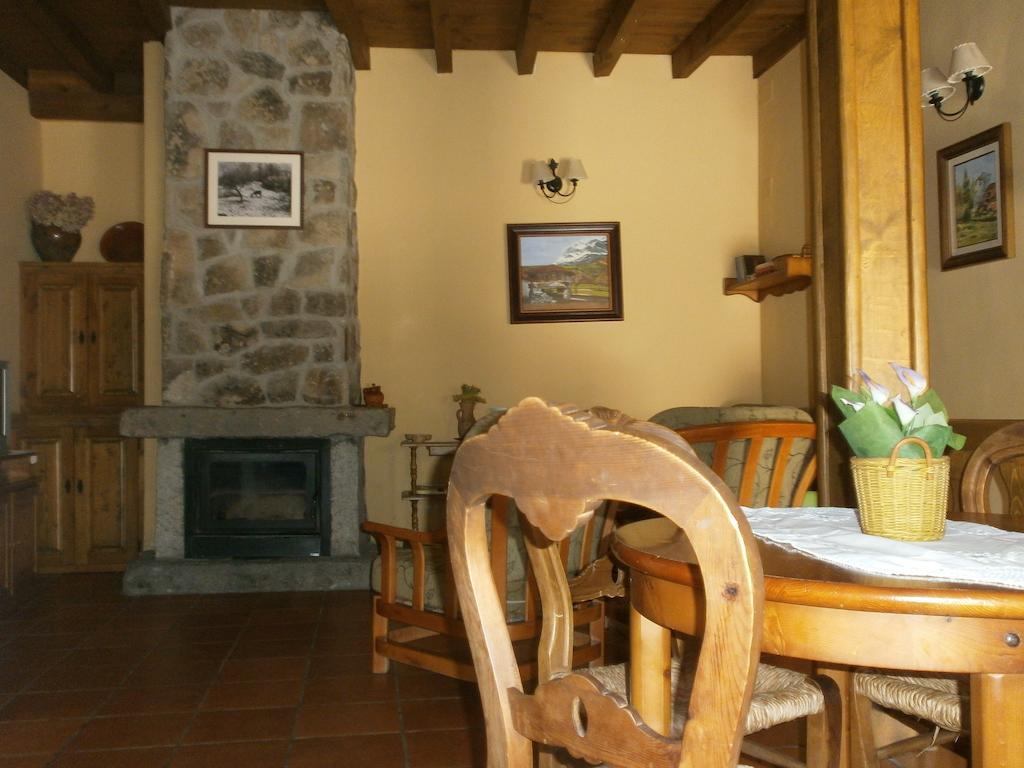 Casa Rural Valdeascas Navarredonda Habitación foto