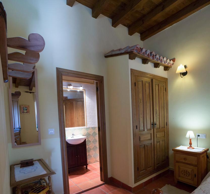 Casa Rural Valdeascas Navarredonda Exterior foto